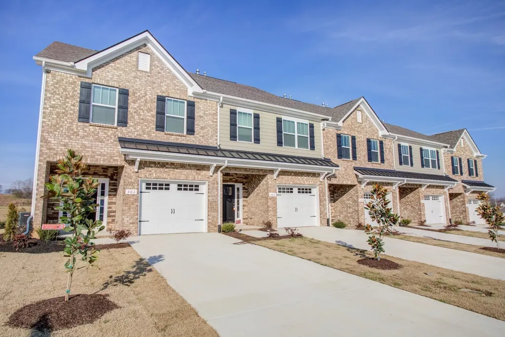 180 Grand Avenue Spring Hill TN 37174