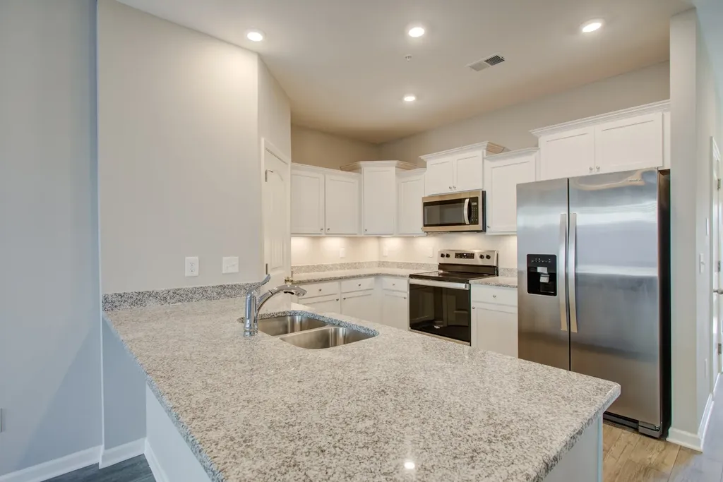 180 Grand Avenue Spring Hill TN 37174