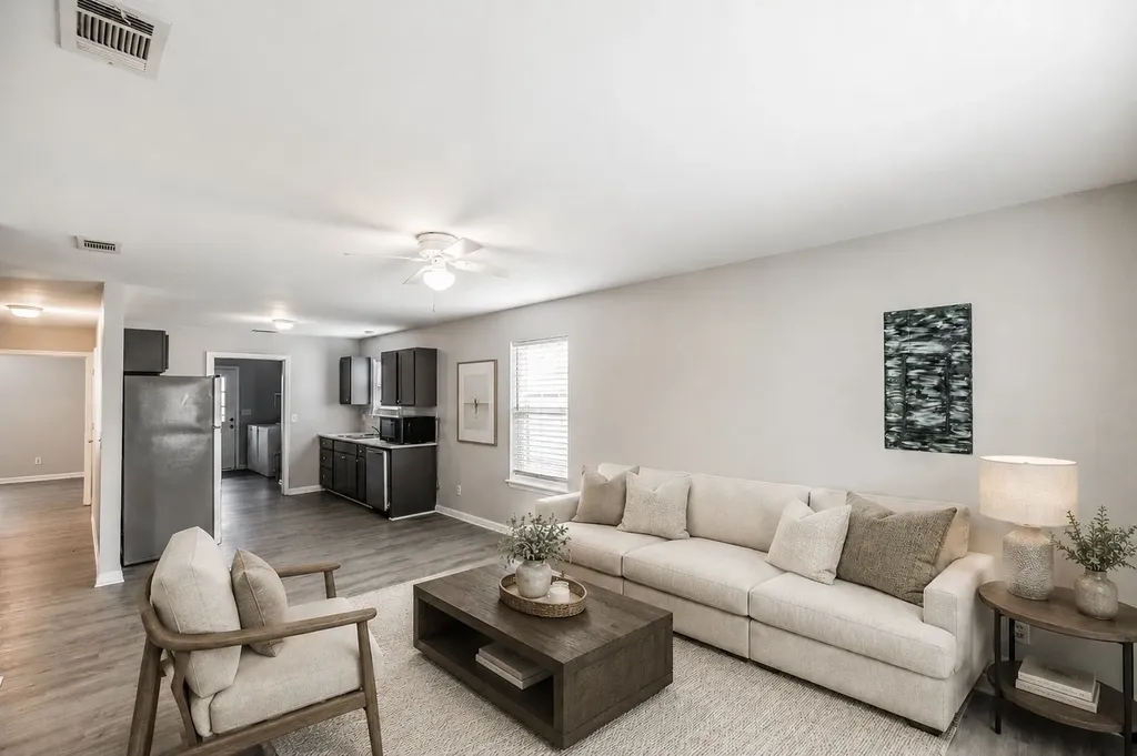 3137 Lauren Evelyn Way Nashville TN 37207