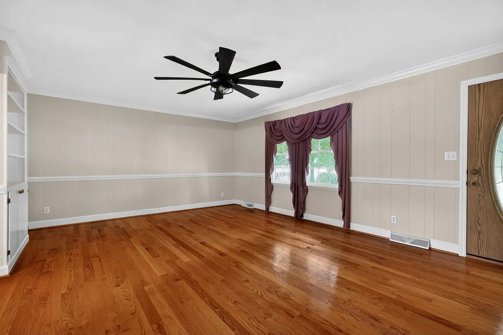 1956 Shady Grove Road Morrison TN 37357