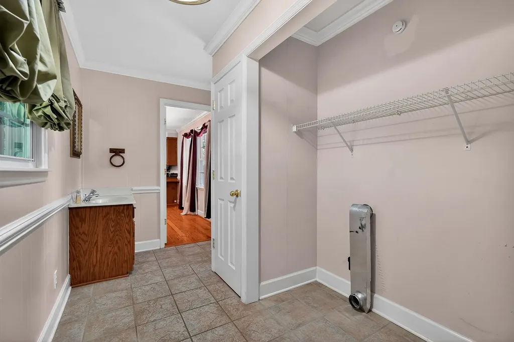 1956 Shady Grove Road Morrison TN 37357