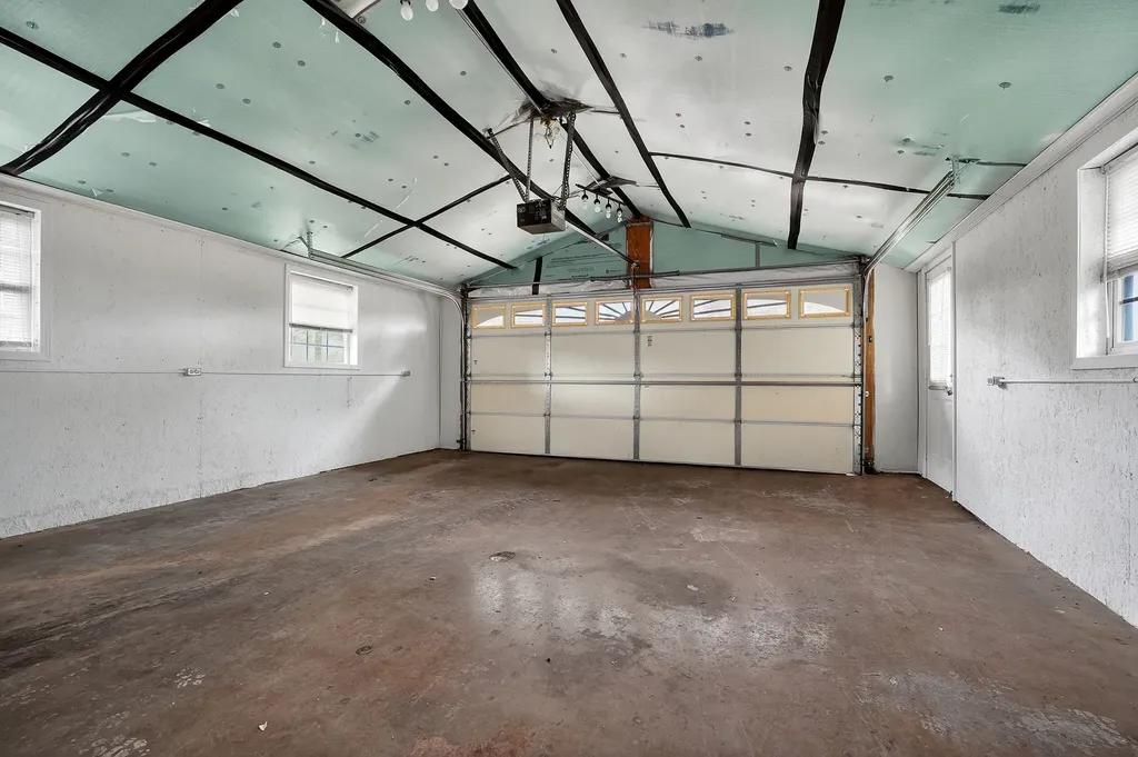1956 Shady Grove Road Morrison TN 37357