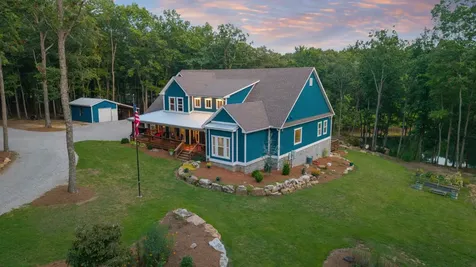 303 N Lake Drive Altamont TN 37301