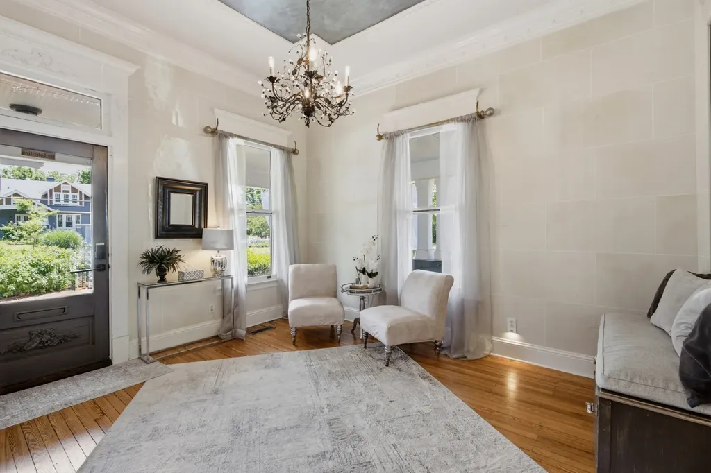 1305 Greenwood Avenue Nashville TN 37206