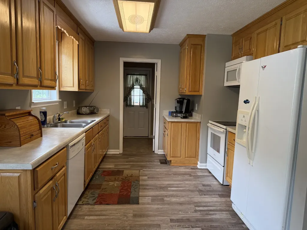 28 Long Meadow Drive Fayetteville TN 37334