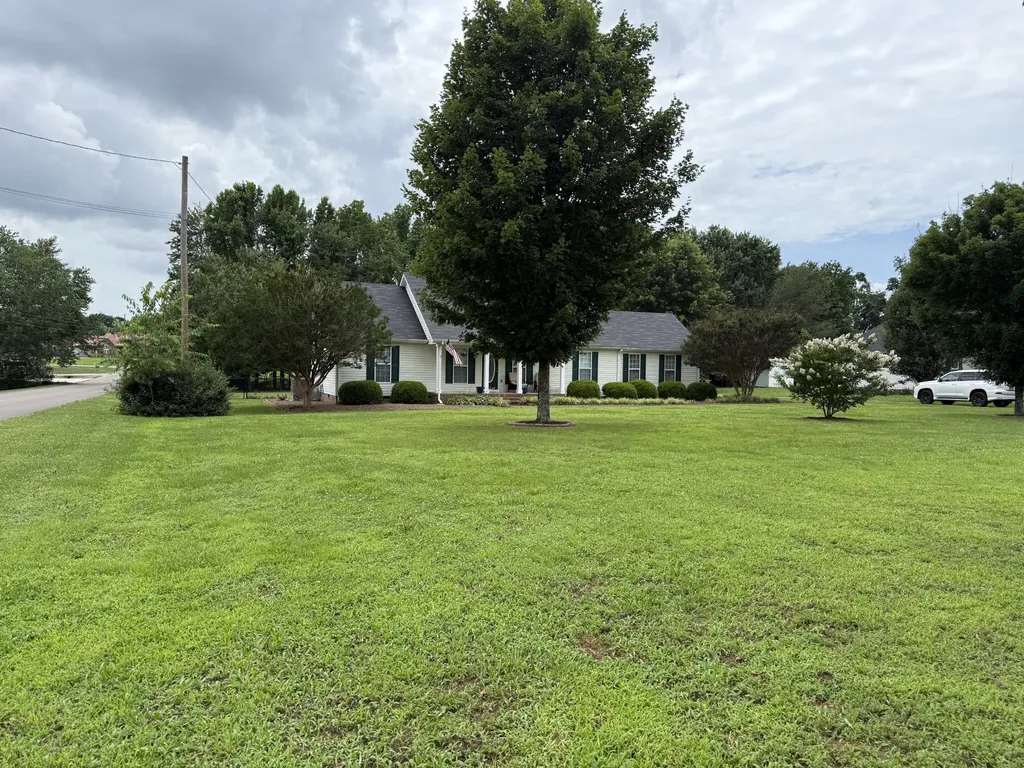 28 Long Meadow Drive Fayetteville TN 37334