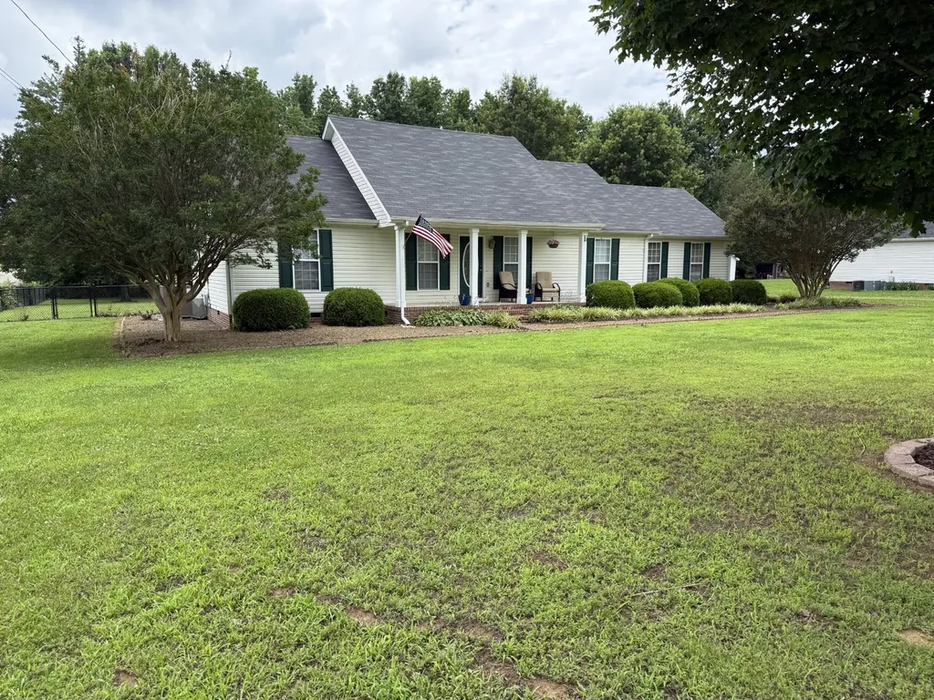 28 Long Meadow Drive Fayetteville TN 37334