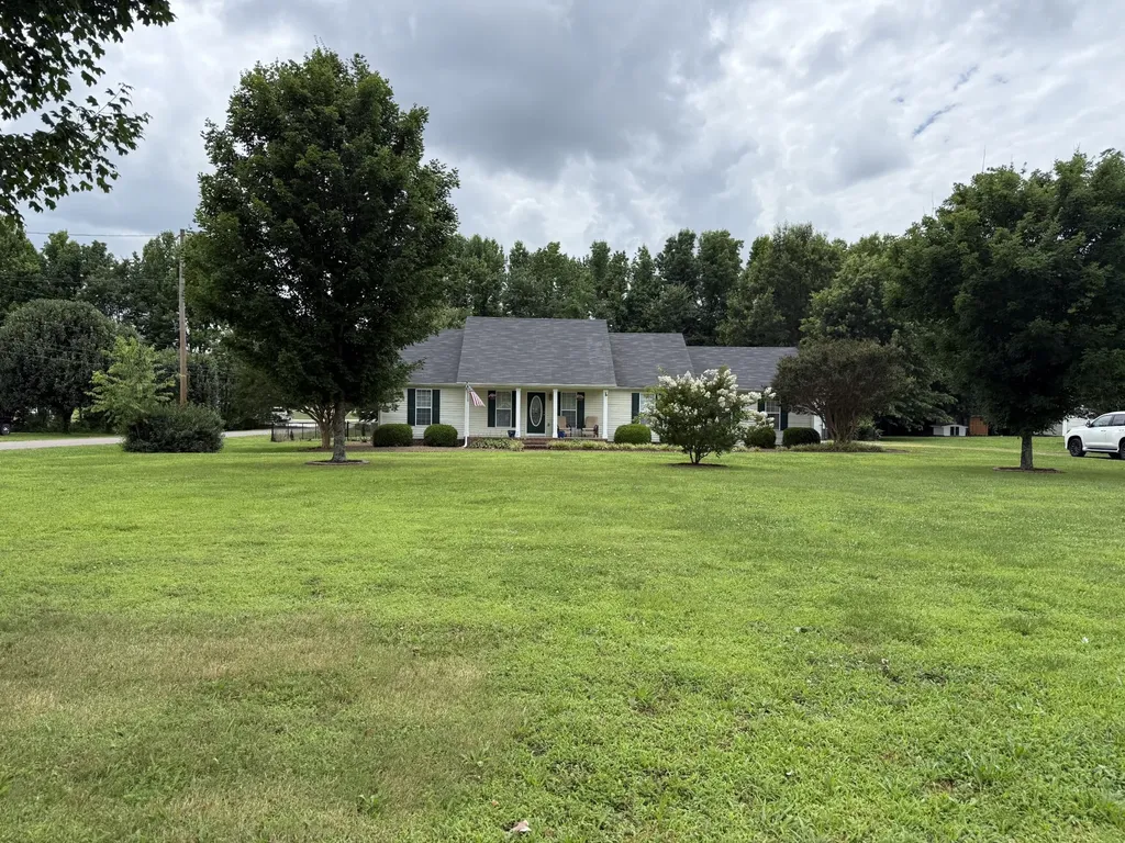 28 Long Meadow Drive Fayetteville TN 37334