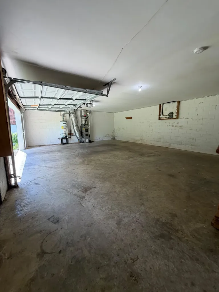 116 8th Avenue Columbia TN 38401