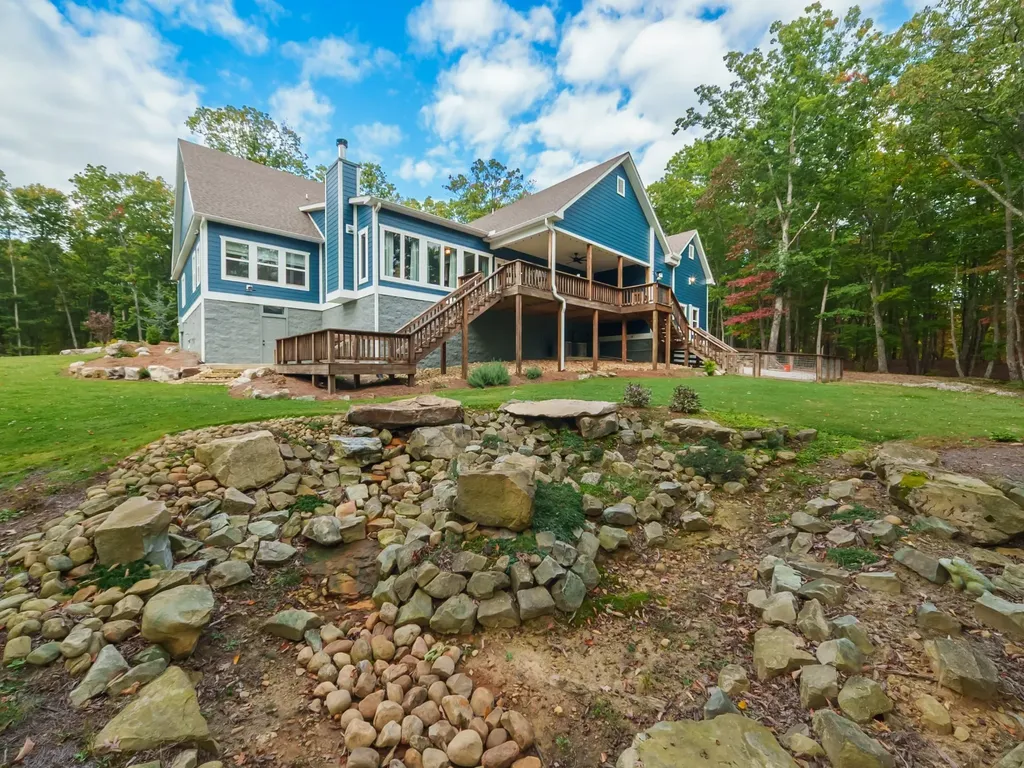 303 N Lake Drive Altamont TN 37301