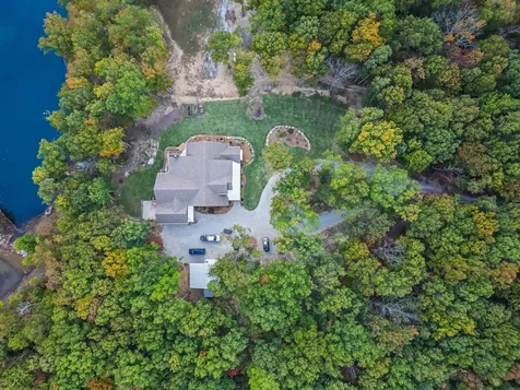 303 N Lake Drive Altamont TN 37301