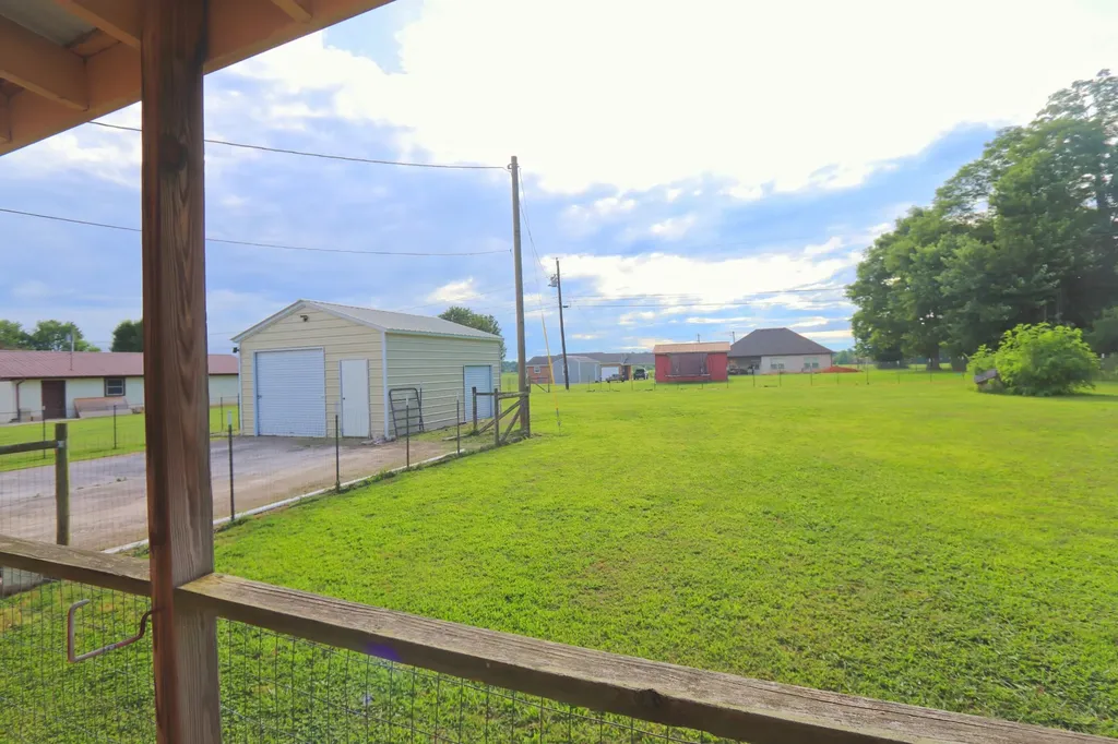 911 Parkway Drive Smithville TN 37166
