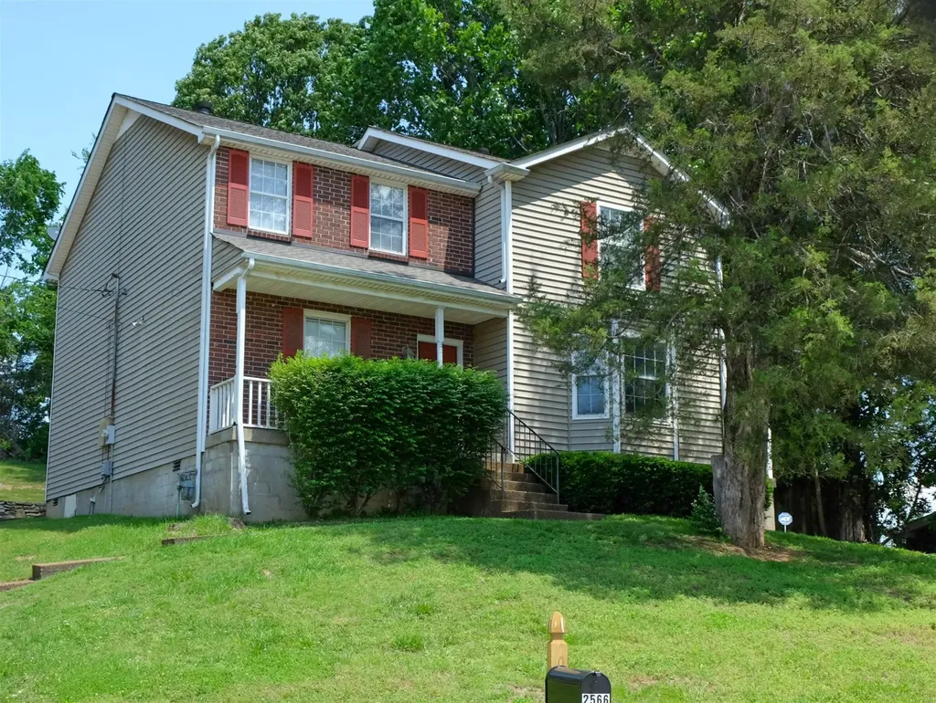 2568 Willowbranch Drive Nashville TN 37217