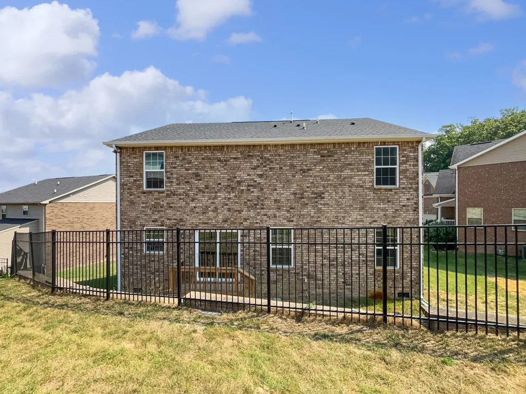 624 Stonebridge Lane Mount Juliet TN 37122