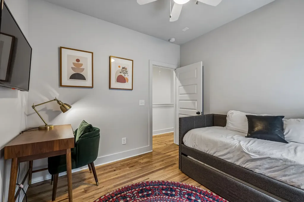 858 Seymour Avenue Nashville TN 37206