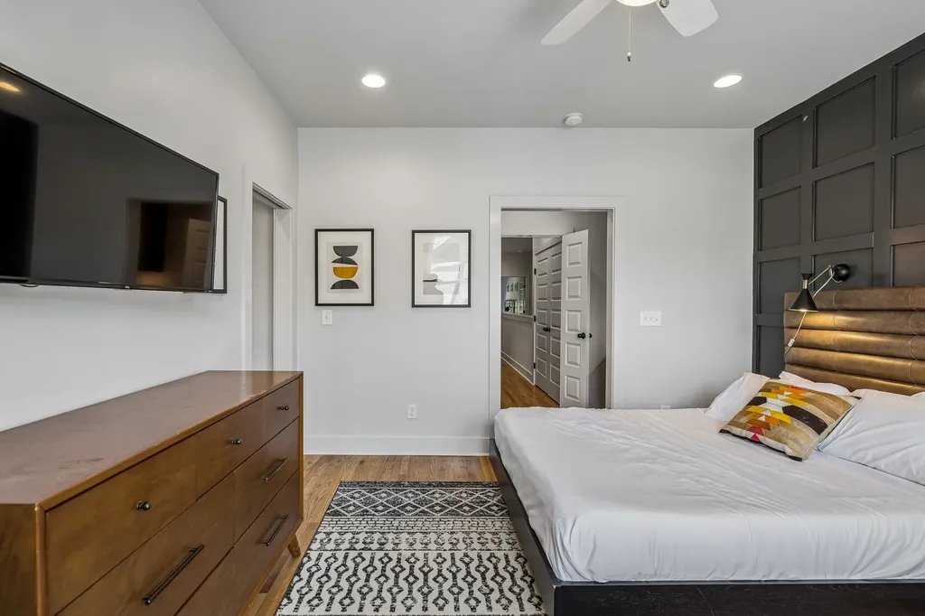 858 Seymour Avenue Nashville TN 37206
