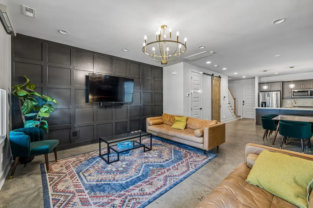858 Seymour Avenue Nashville TN 37206