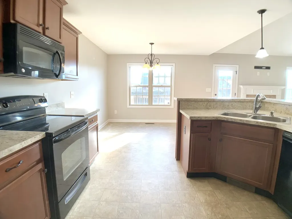 842 Shelton Circle Clarksville TN 37042