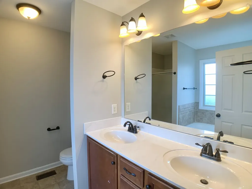 842 Shelton Circle Clarksville TN 37042
