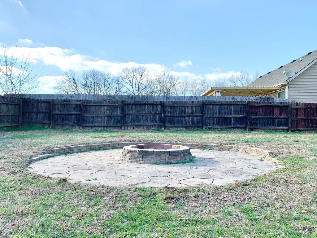 842 Shelton Circle Clarksville TN 37042