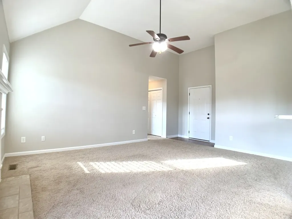 842 Shelton Circle Clarksville TN 37042