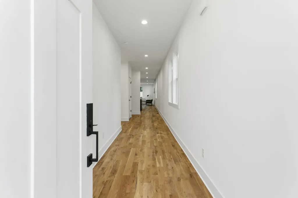 2235 Cruzen Street Nashville TN 37211