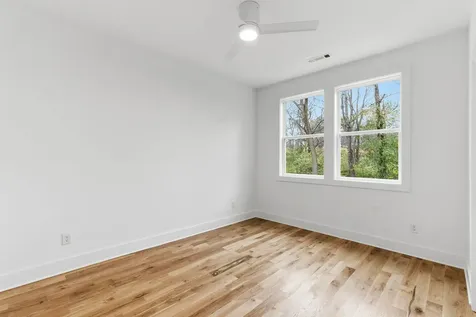 2235 Cruzen Street Nashville TN 37211