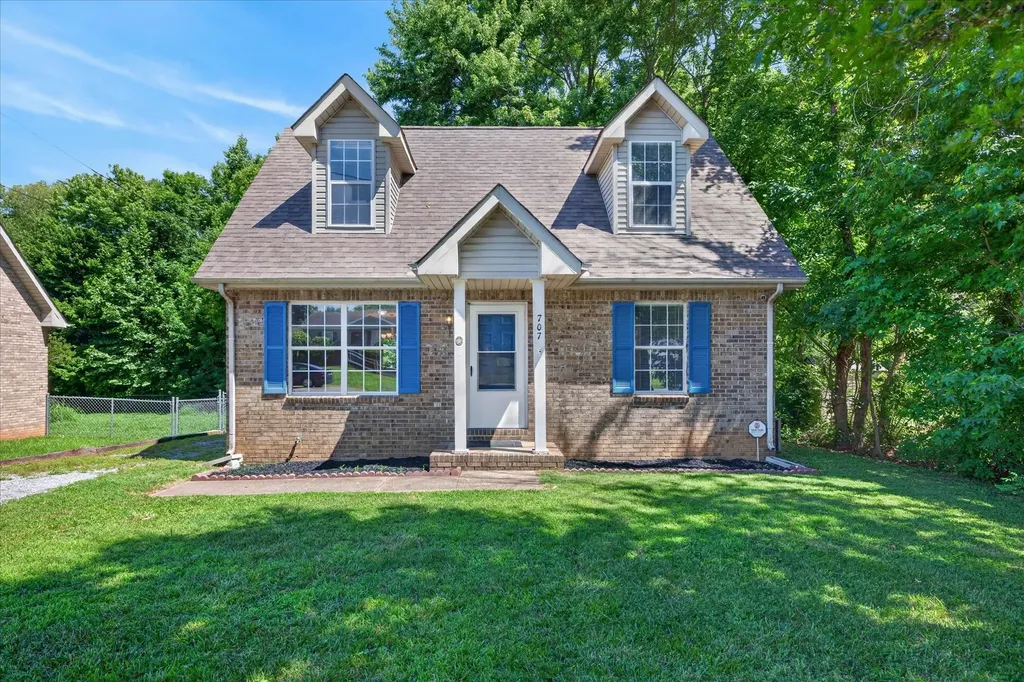 707 Anita Court Clarksville TN 37042