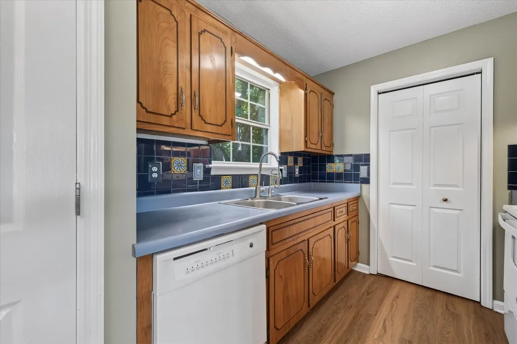 707 Anita Court Clarksville TN 37042