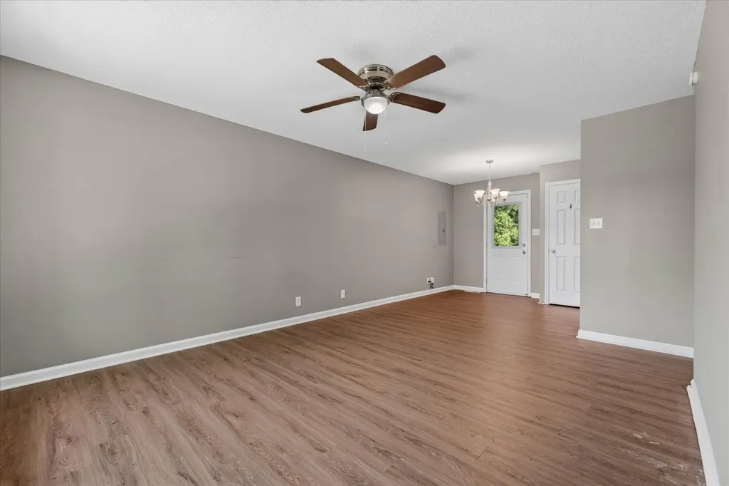 707 Anita Court Clarksville TN 37042