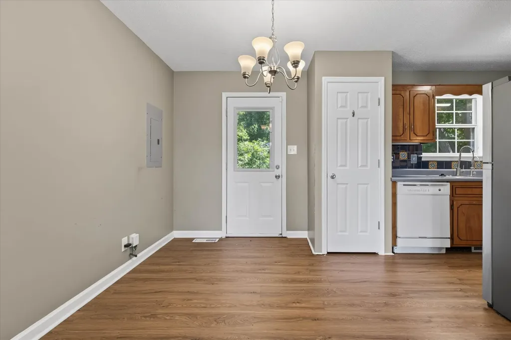 707 Anita Court Clarksville TN 37042