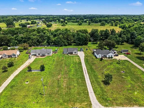 2662 Forest Run Drive Lewisburg TN 37091