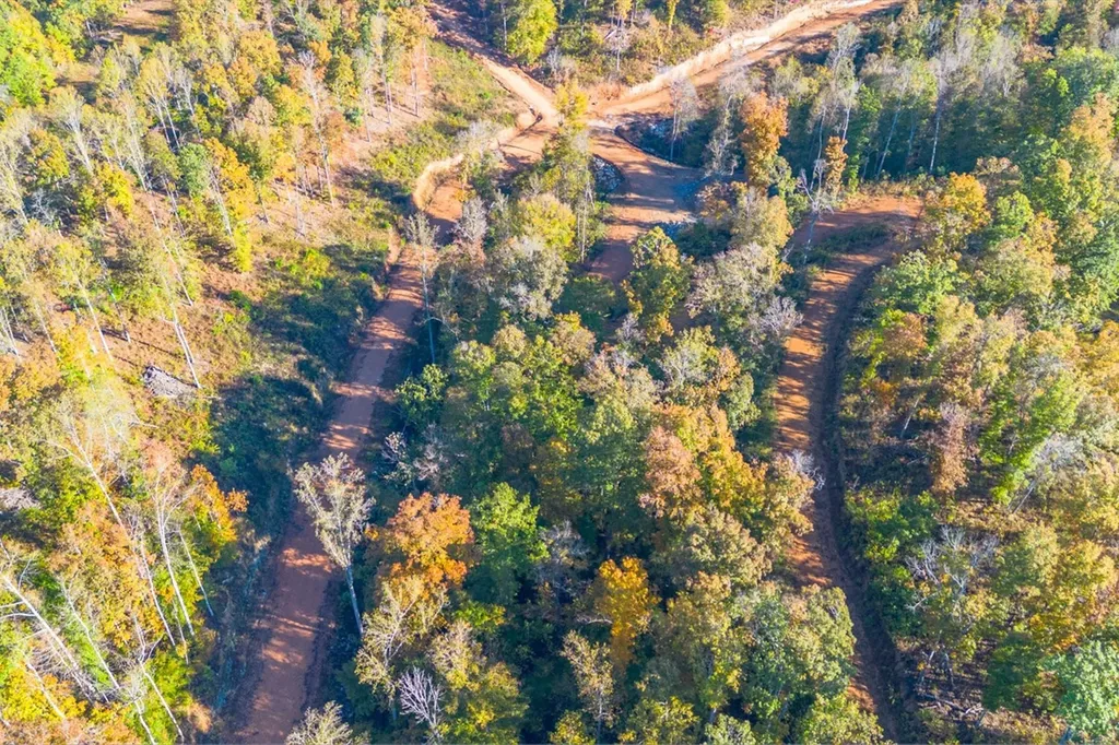 975 Weakley Creek Road Lawrenceburg TN 38464