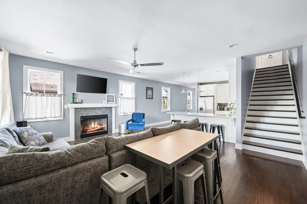1723B Nassau Street Nashville TN 37208