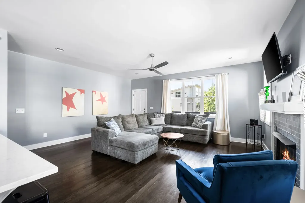 1723B Nassau Street Nashville TN 37208