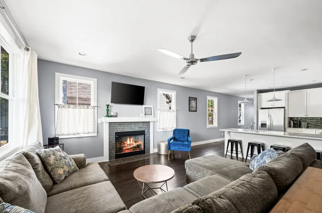 1723B Nassau Street Nashville TN 37208