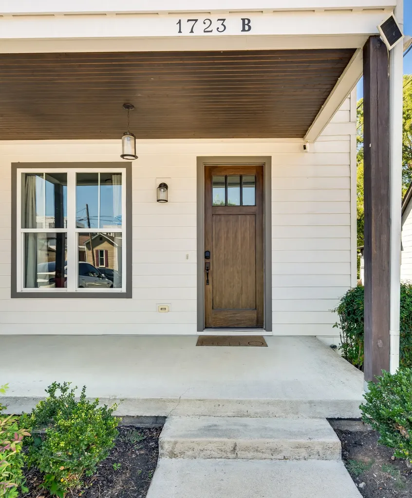 1723B Nassau Street Nashville TN 37208