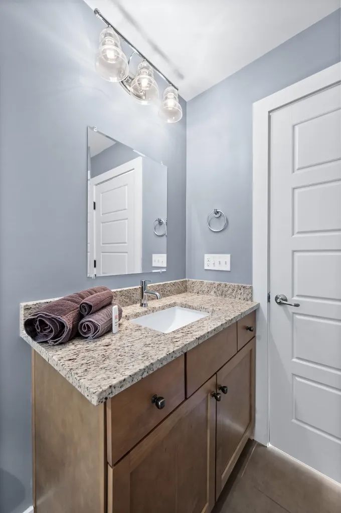 1723B Nassau Street Nashville TN 37208