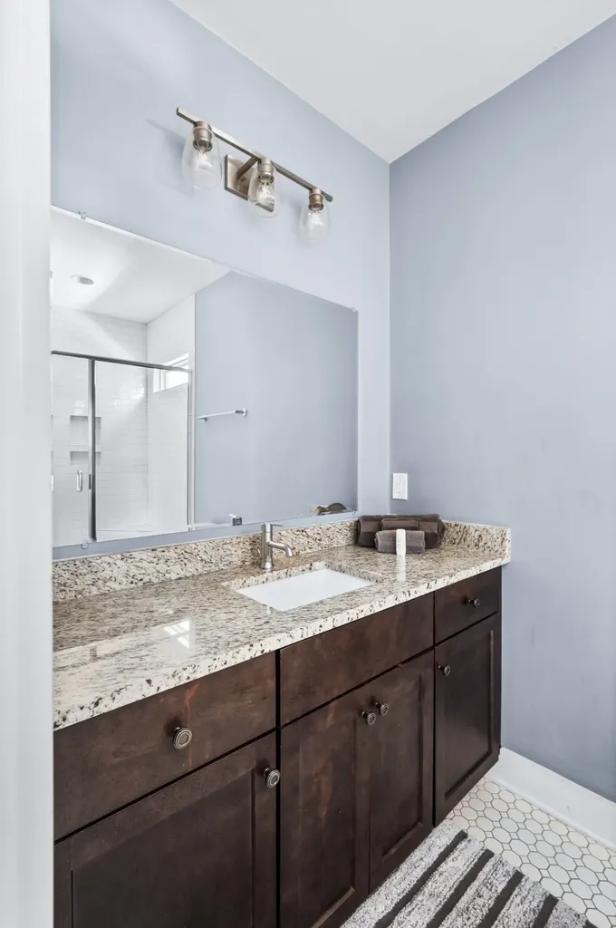 1723B Nassau Street Nashville TN 37208
