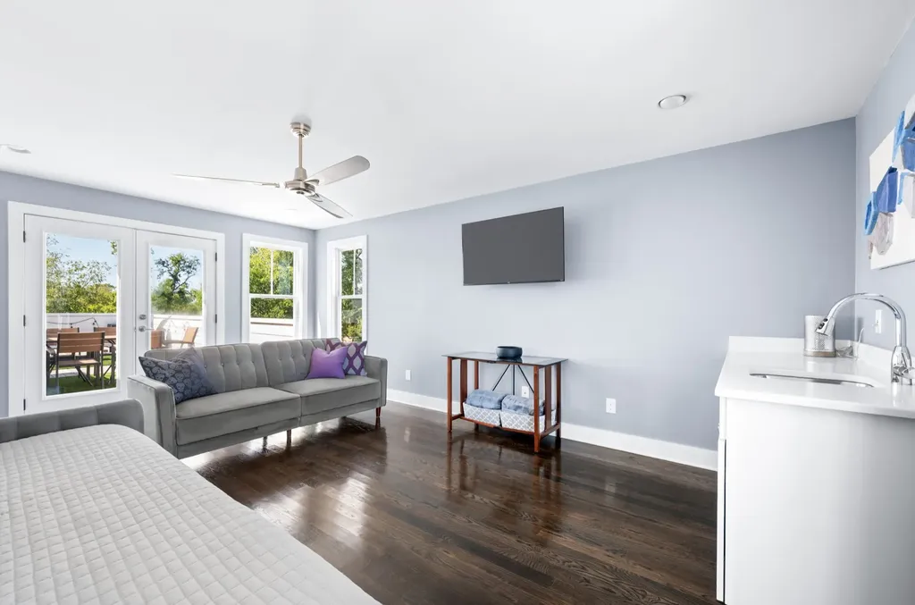 1723B Nassau Street Nashville TN 37208