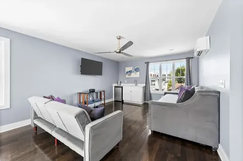 1723B Nassau Street Nashville TN 37208