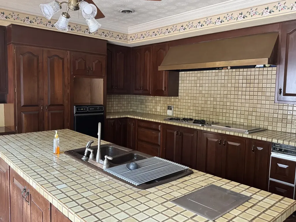 1560 N Ocoee Street Cleveland TN 37311