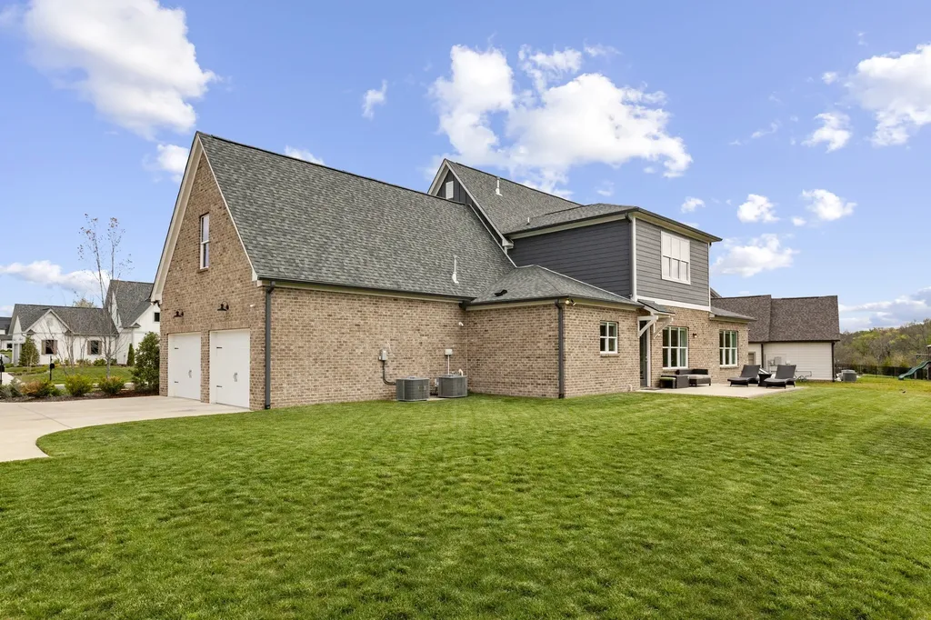 6556 Windmill Drive College Grove TN 37046