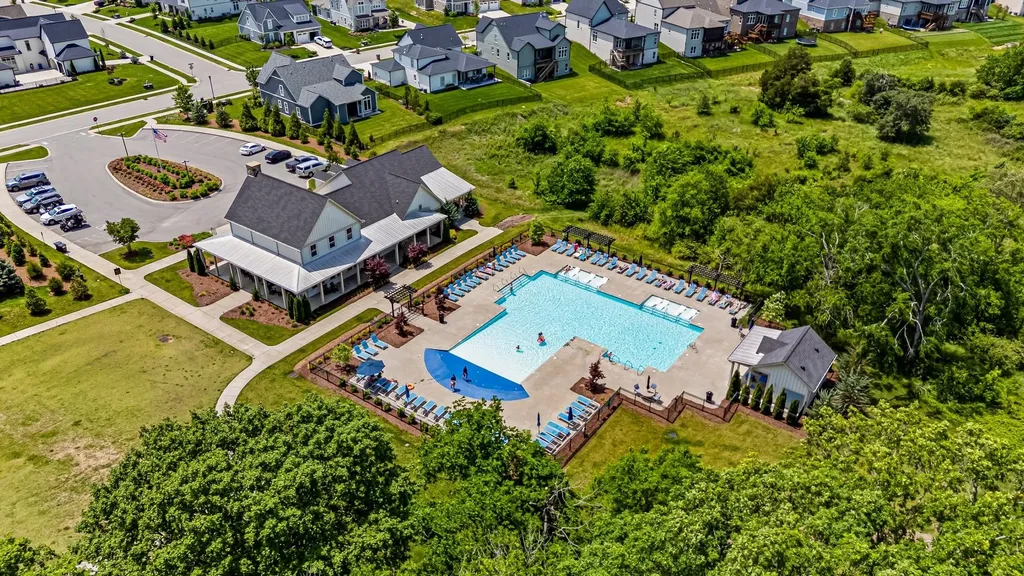 6556 Windmill Drive College Grove TN 37046