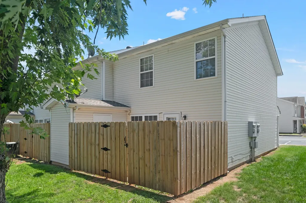 426 Arapaho Drive Murfreesboro TN 37128