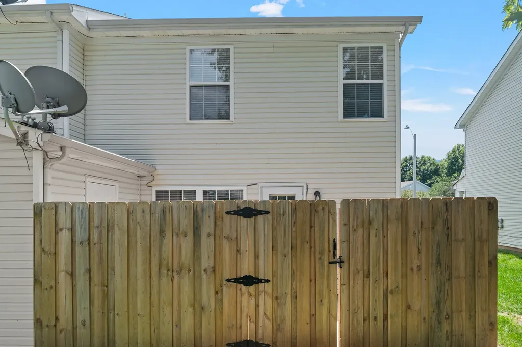 426 Arapaho Drive Murfreesboro TN 37128