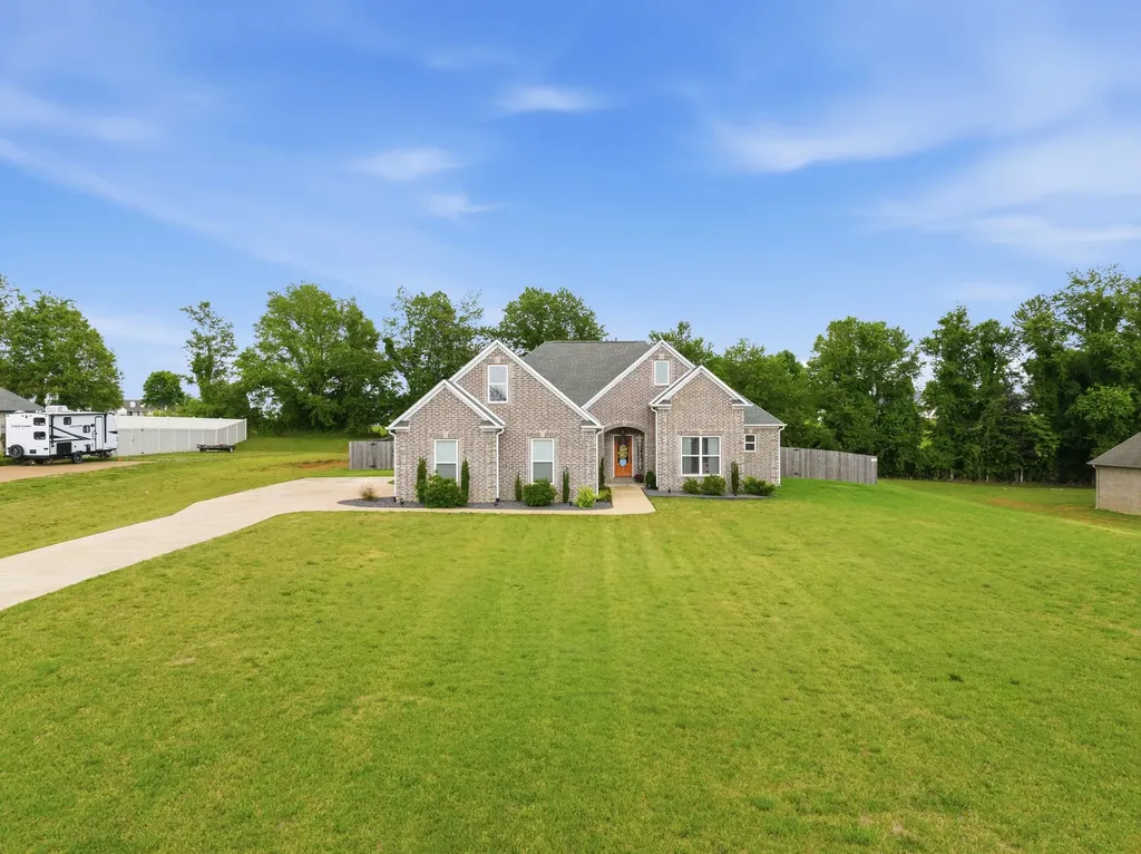 460 Connor Lane Lexington TN 38351