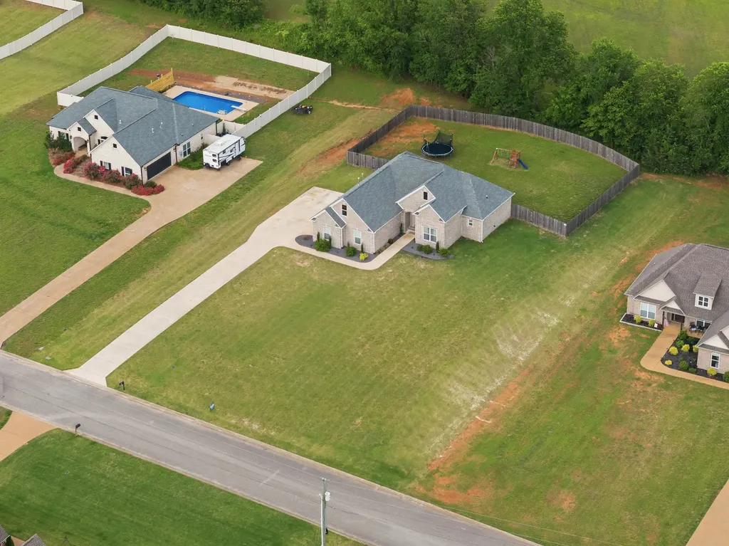 460 Connor Lane Lexington TN 38351