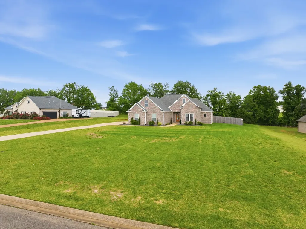 460 Connor Lane Lexington TN 38351