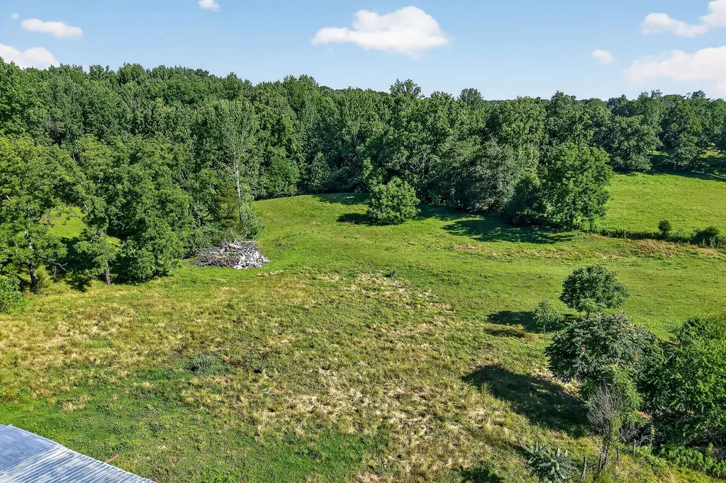 5267 E Green Hill Road Rock Island TN 38581